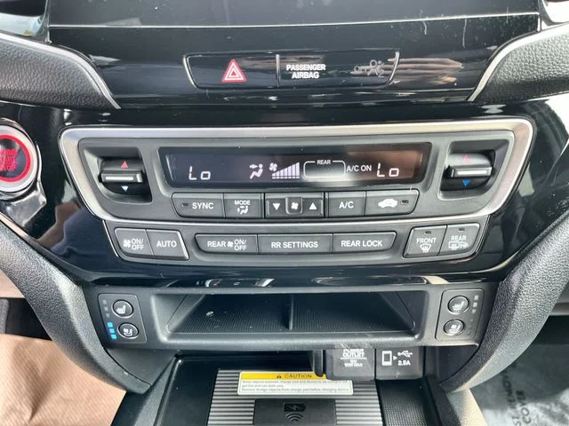 Used 2022  Honda Elite image 19