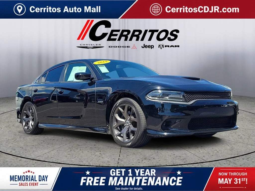 2019 Dodge Charger R/T's photo