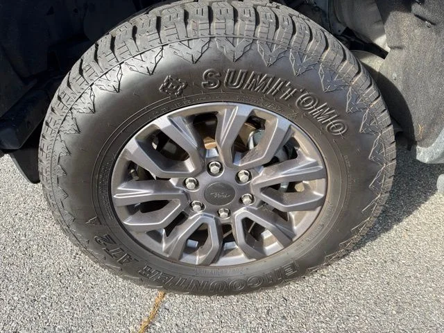 Used 2021 Blue Ford XLT image 9