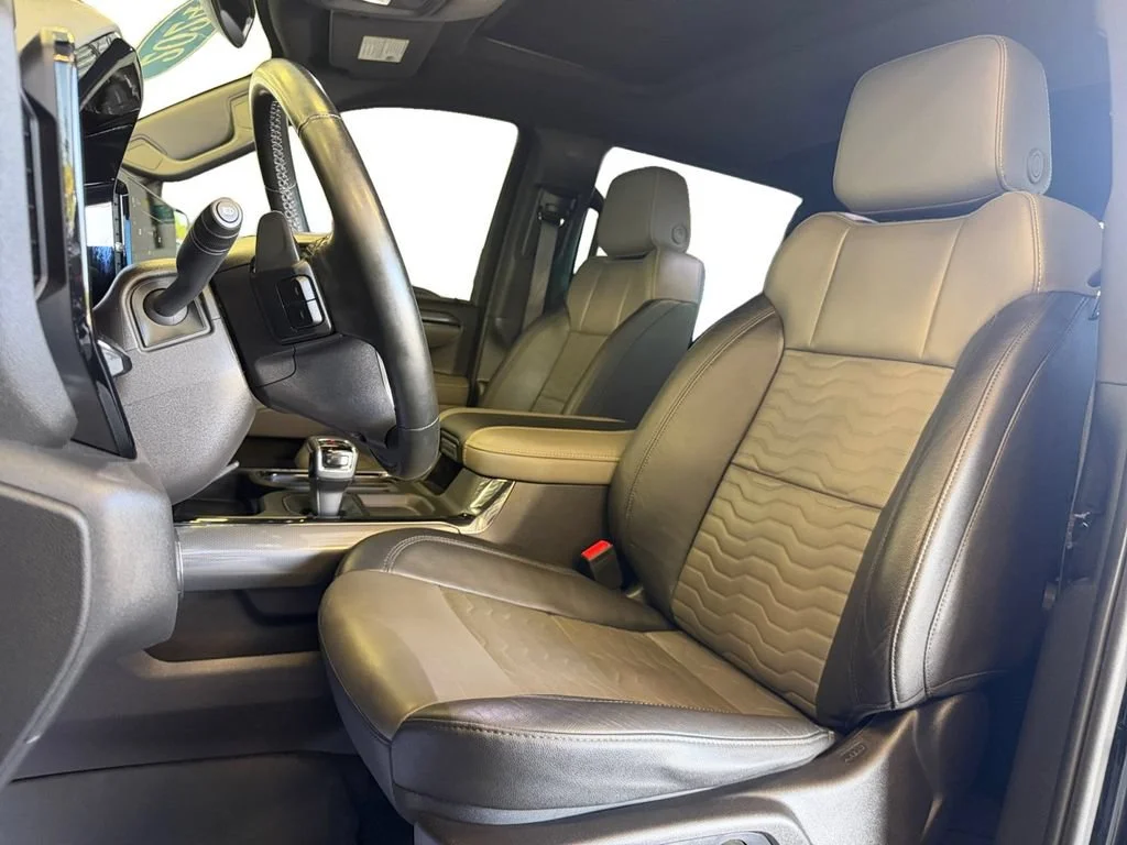 Used 2024 Black Chevrolet ZR2 image 24