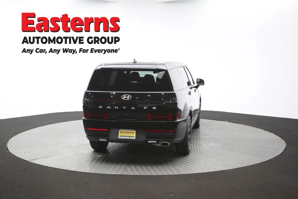 Used 2025 Black Hyundai SE image 37