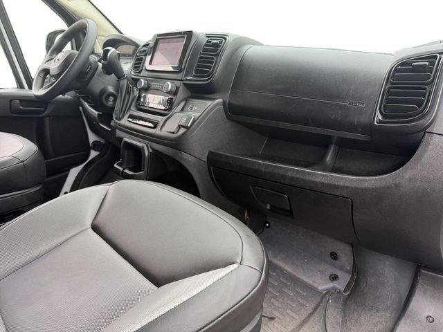 Used 2026 White RAM TRADESMAN image 13