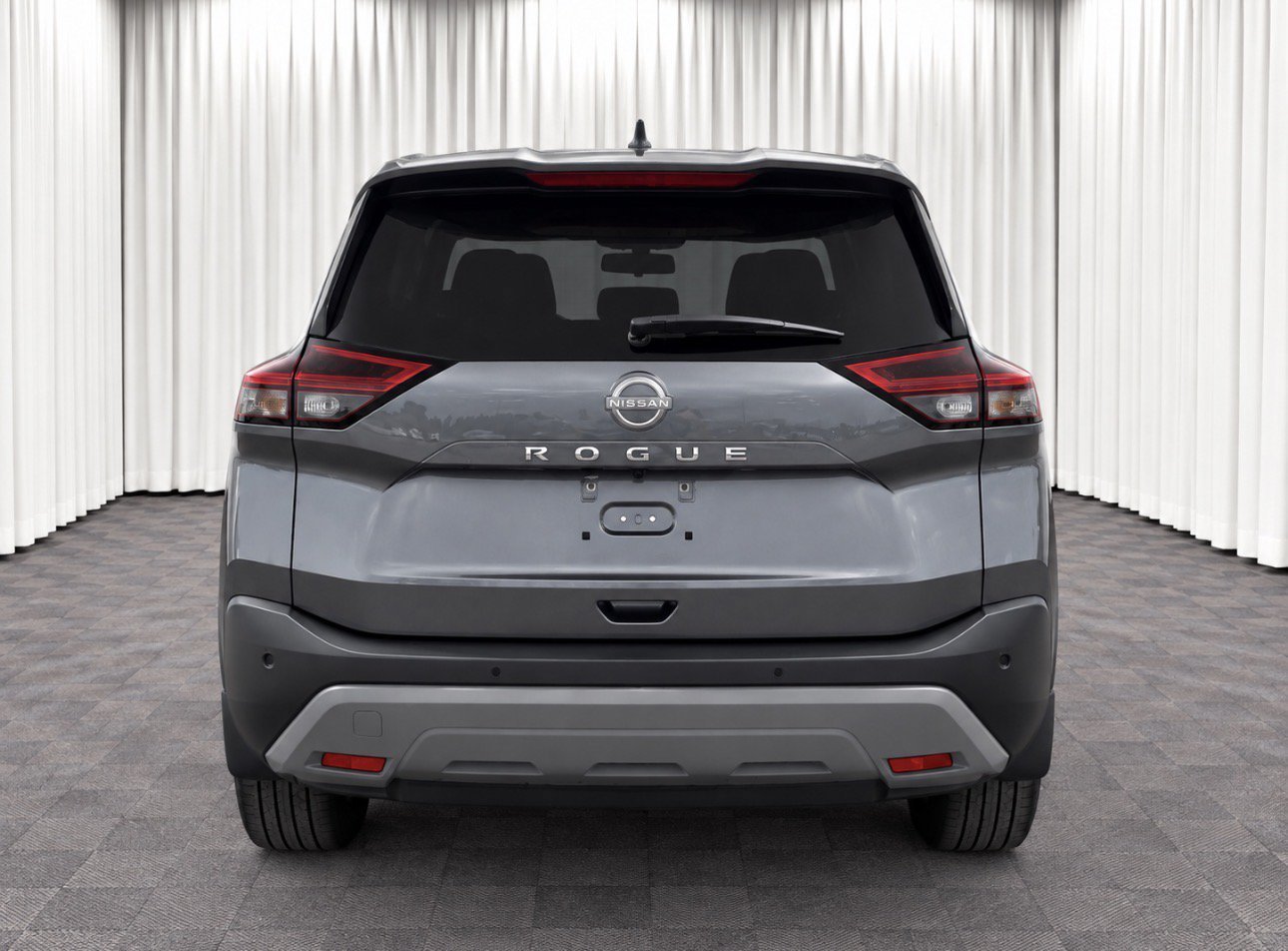 Used 2023 Gun Metallic Nissan S image 4