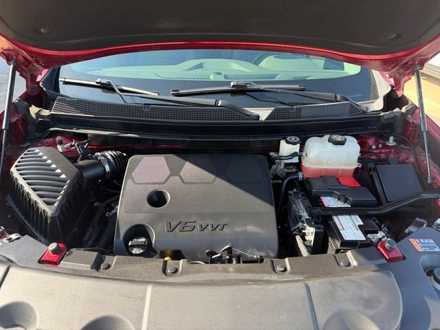 Used 2020 Red Chevrolet Premier image 19
