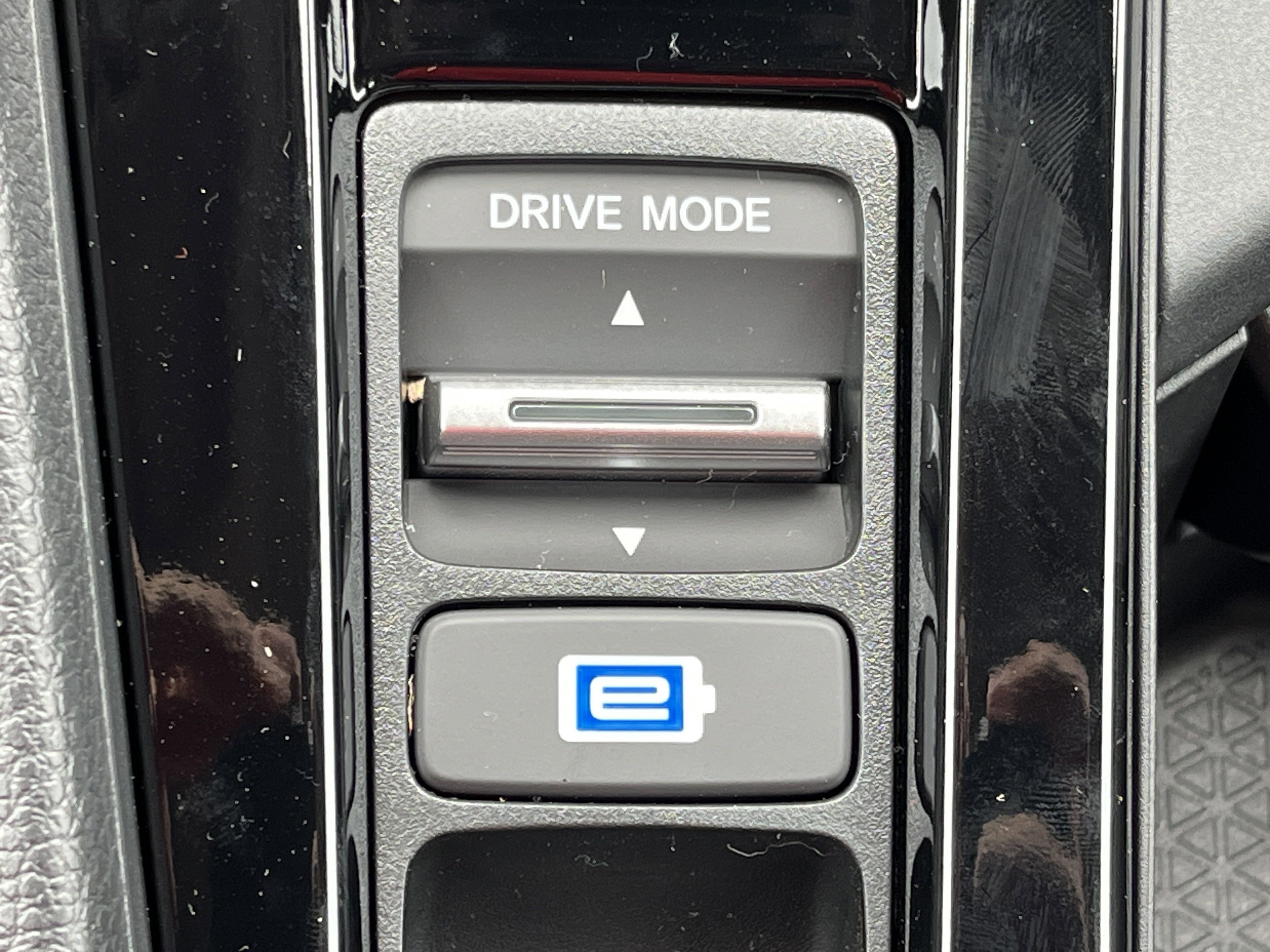 2025 Honda Accord Hybrid EX-L - Photo 10