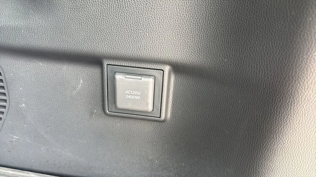 Used 2025  Toyota 1958 image 19
