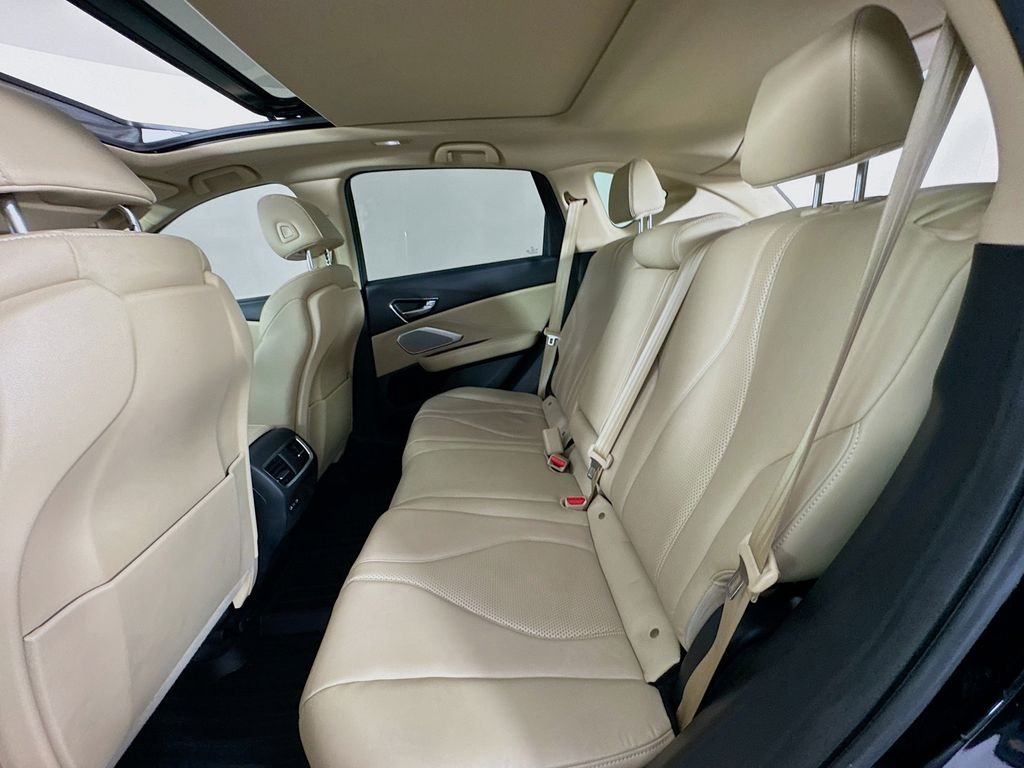 Used 2024 Majestic Black Pearl Acura Technology Package image 31