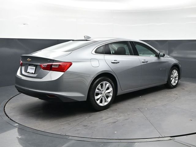 Used 2025 Sterling Gray Metallic Chevrolet LT image 5