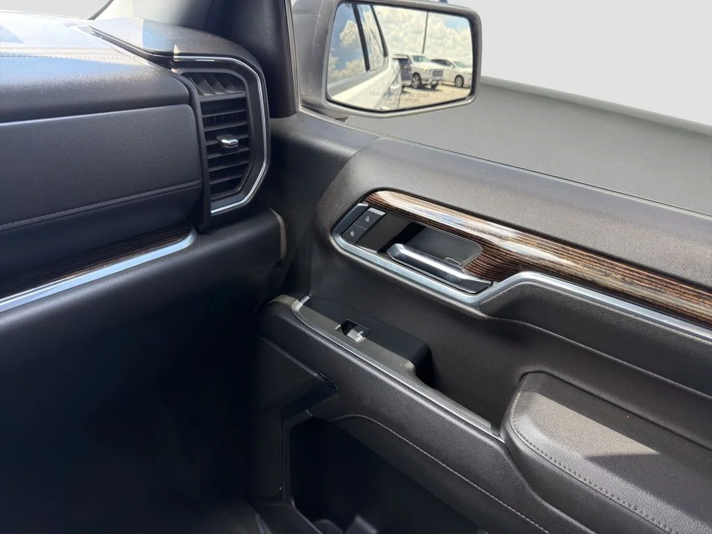 2024 GMC Sierra 1500 Elevation - Photo 17