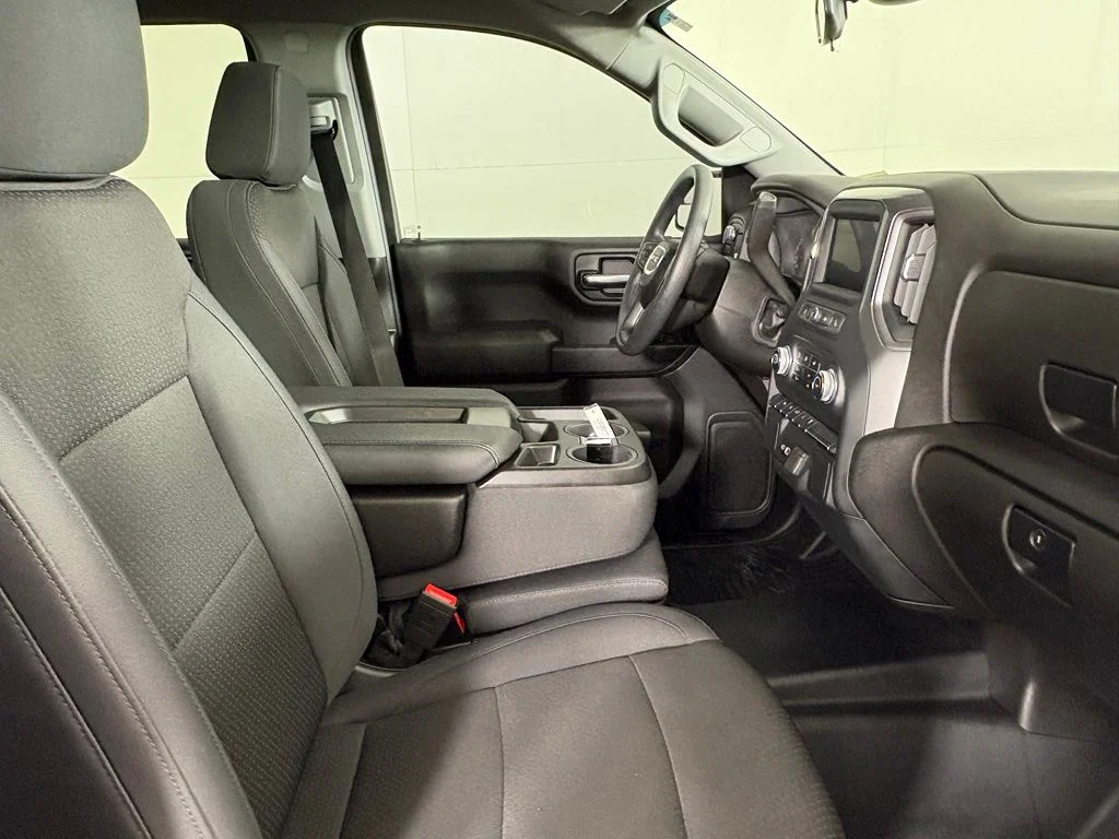 Used 2024 White GMC Pro image 17
