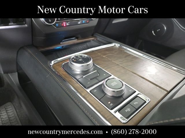 Used 2019 White Ford Platinum image 27