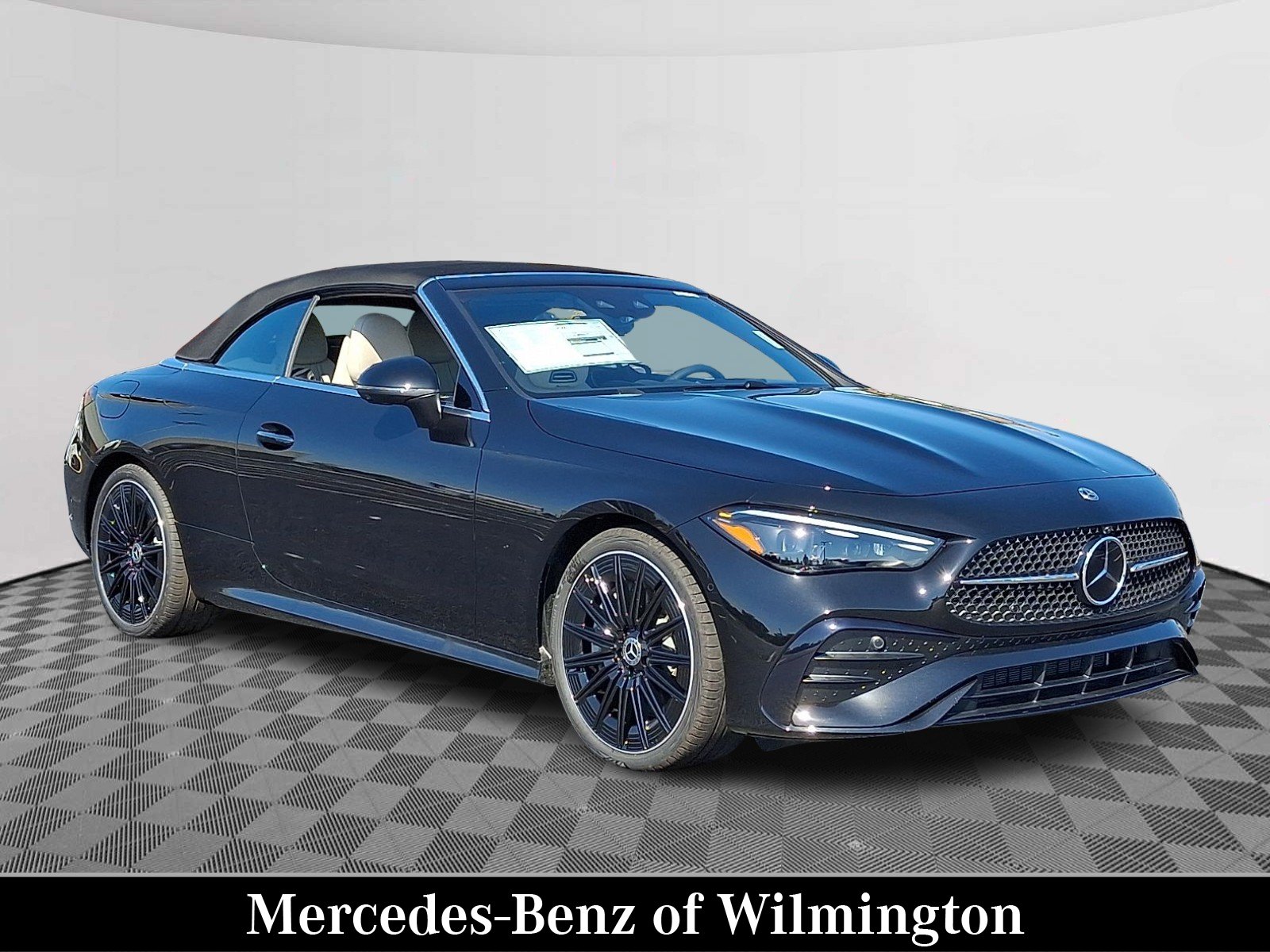 New 2027 Obsidian Black Metallic Mercedes-Benz CLE 450 image 1