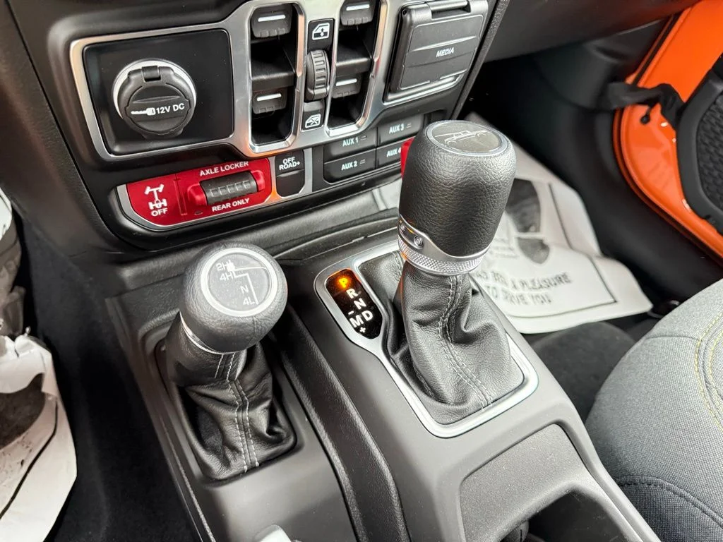 2025 Jeep Gladiator Willys - Photo 29