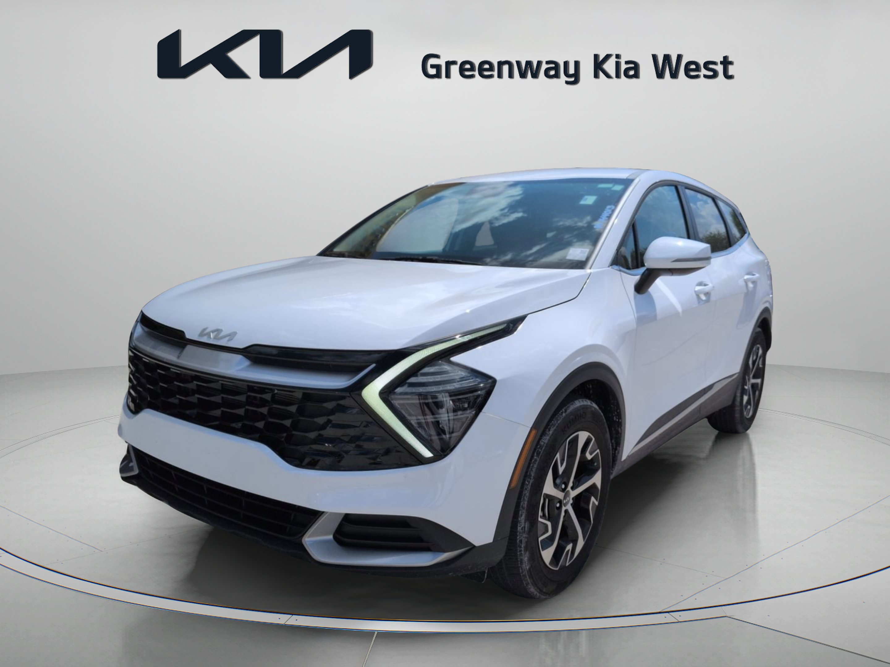 Used 2024 Glacial White Pearl Kia EX image 4