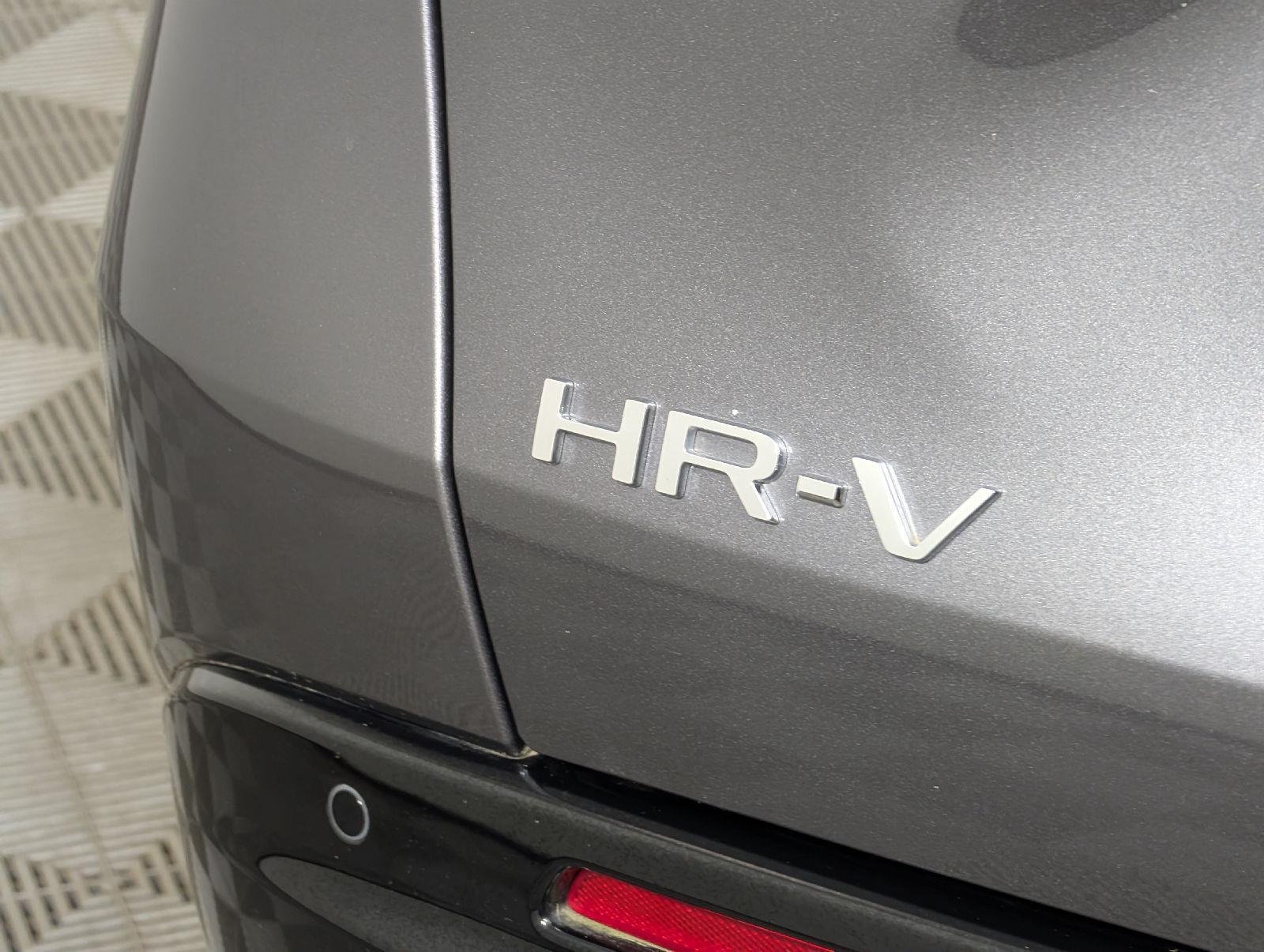 2025 Honda HR-V EX-L - Photo 7