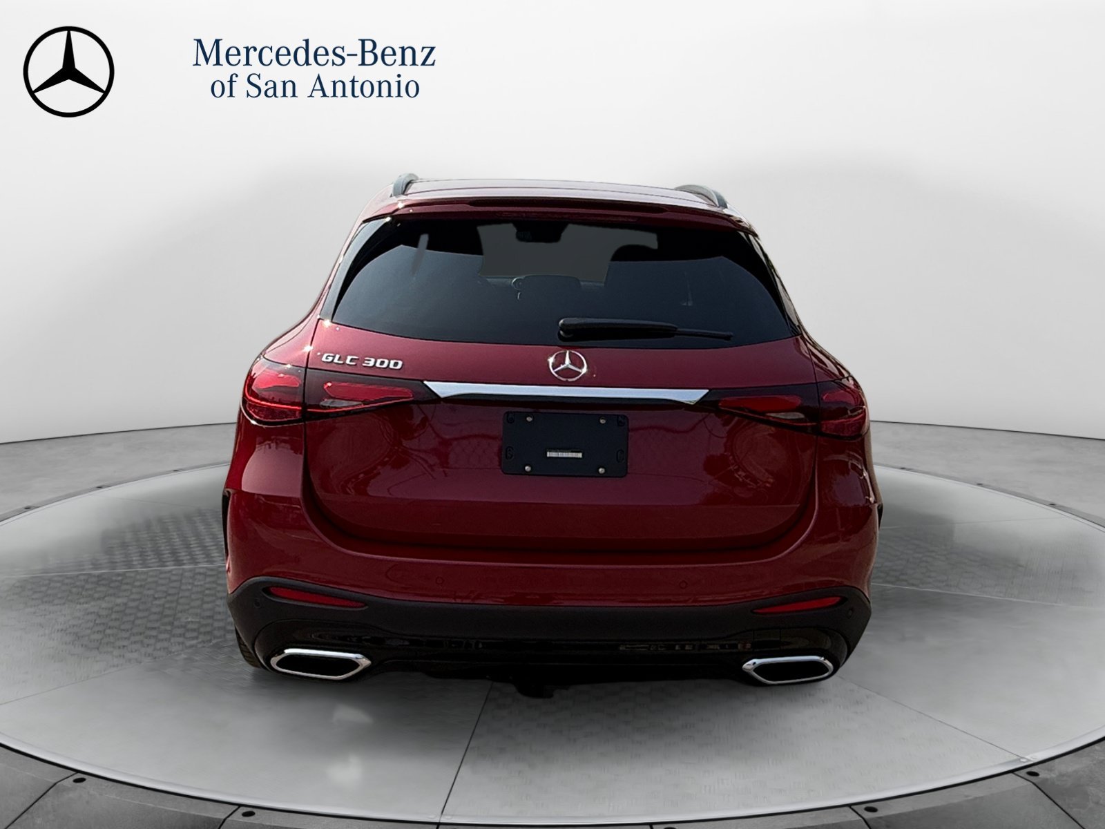 New 2027 MANUFAKTUR Patagonia Red Metallic Mercedes-Benz GLC 300 image 6