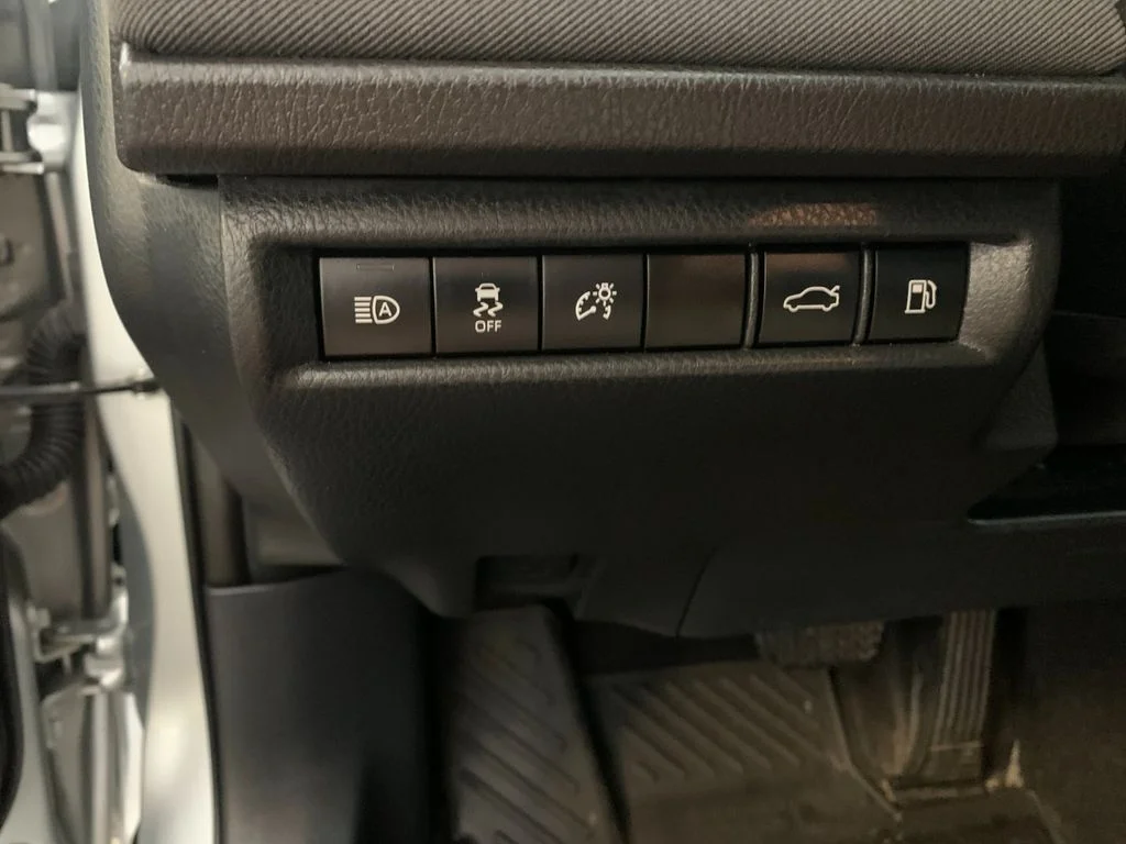 Used 2025 Silver Toyota LE image 31