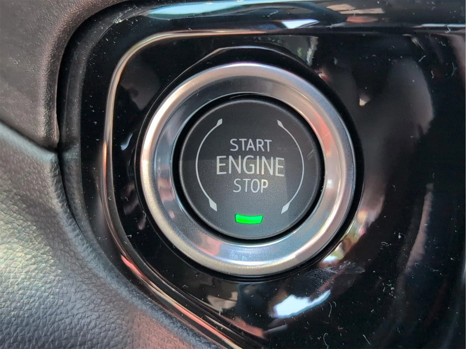 New 2026 Onyx Black GMC SLT image 9