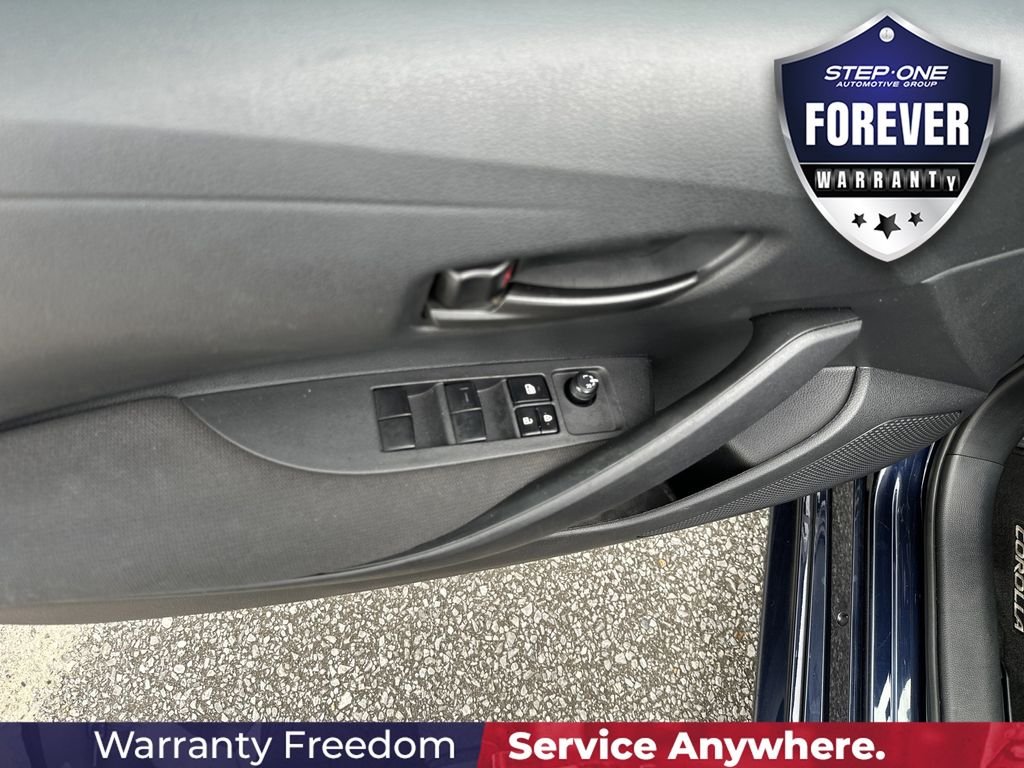 Used 2024  Toyota LE image 12
