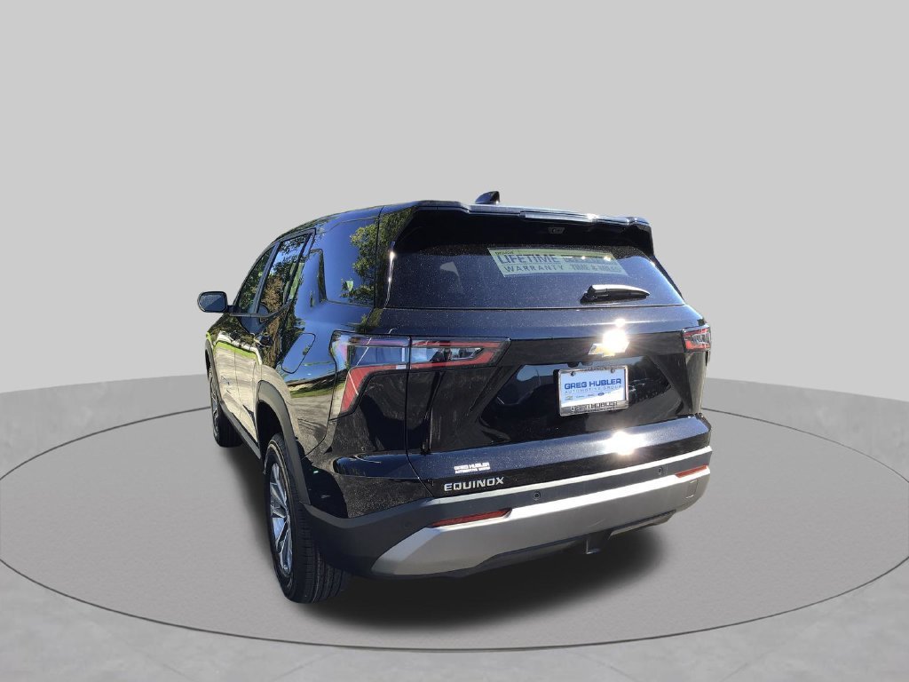 2027 Chevrolet Equinox LT - Photo 9