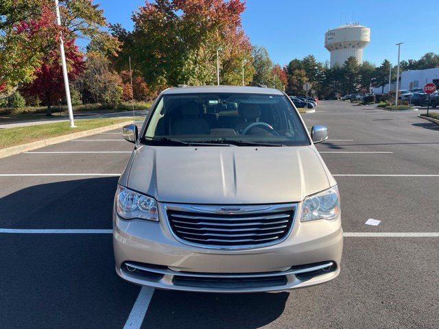 Used 2015 Beige Chrysler Touring-L image 1