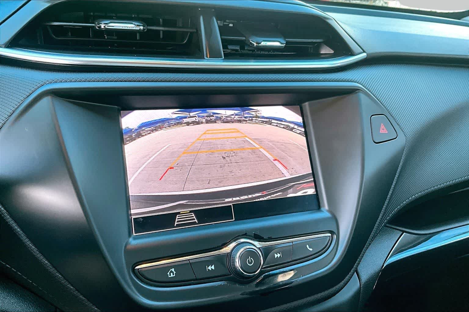 Used 2023 Sterling Gray Metallic Chevrolet LT image 27