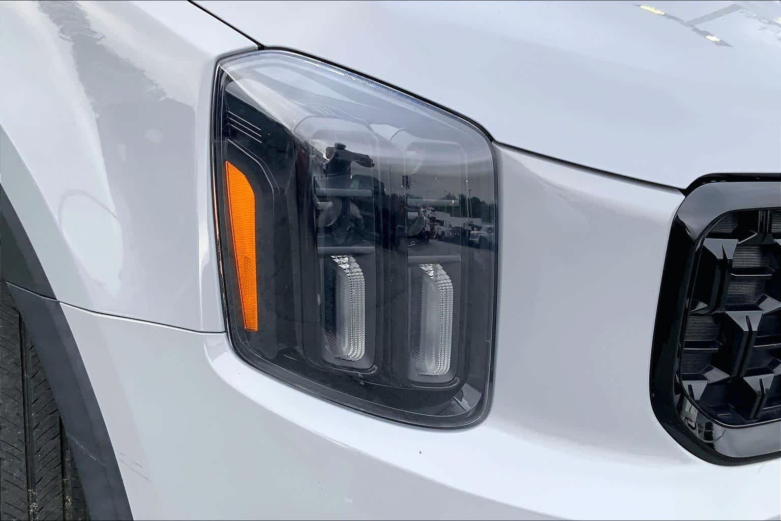 Used 2024 Wolf Gray Kia EX X-Line image 24