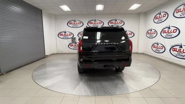 New 2027 Agate Black Metallic Ford Active image 11