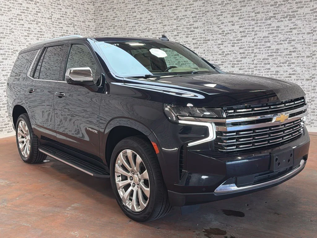 Used 2021 Midnight Blue Metallic Chevrolet Premier image 1
