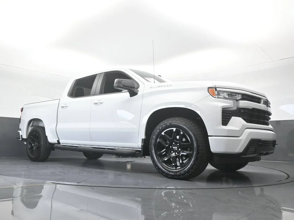 Used 2026 Summit White Chevrolet RST image 58