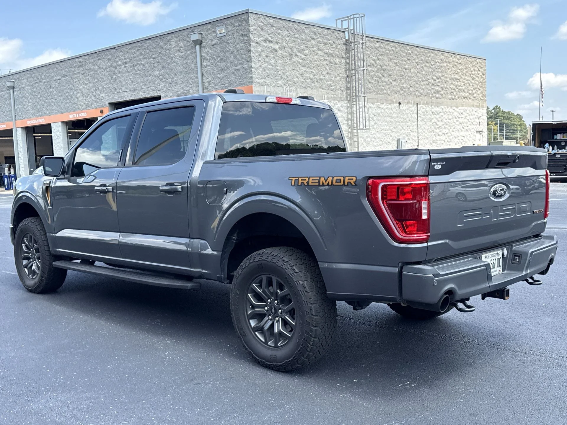 Certified Used 2023 Gray Metallic Ford Tremor image 17