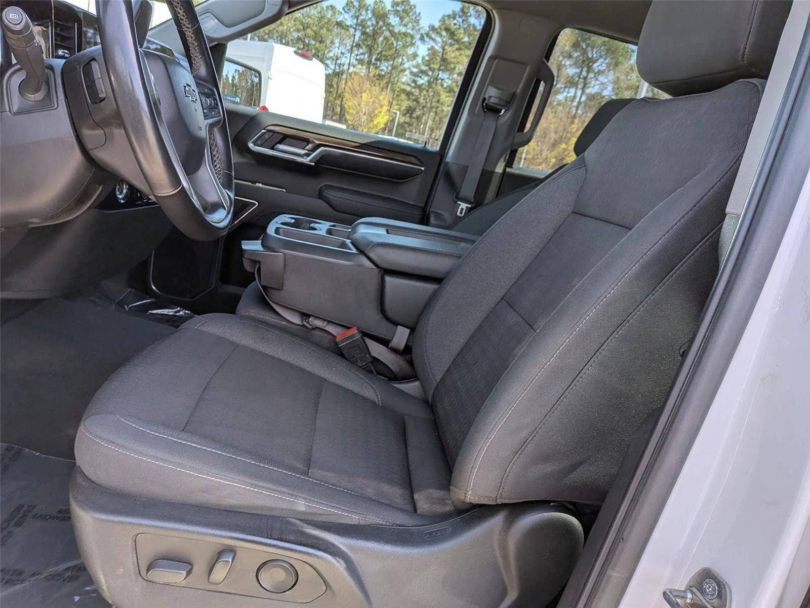 Used 2023 Summit White Chevrolet RST image 14