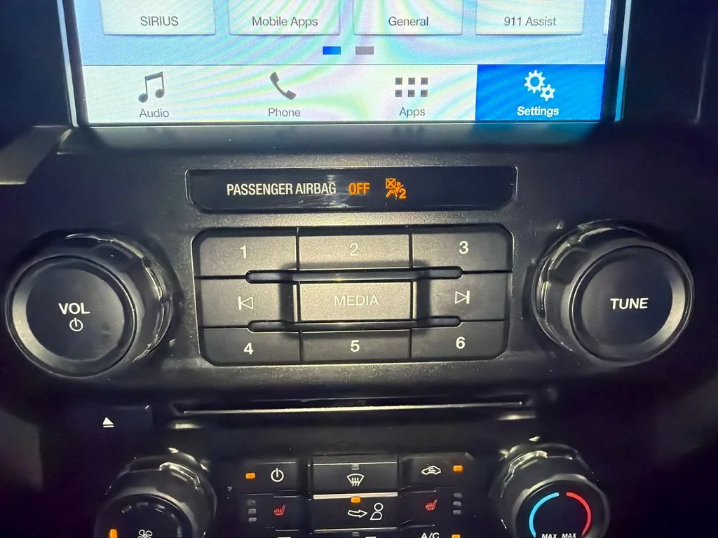 Used 2017 LIGHTNING BLUE Ford XLT image 33