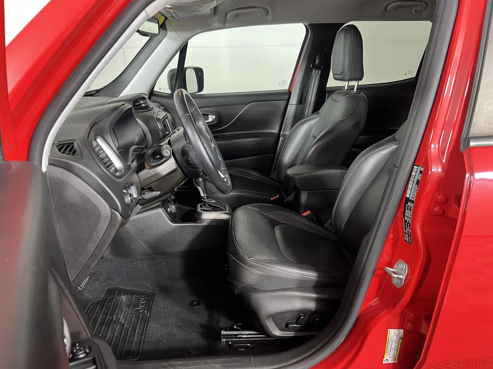 Used 2020 Colorado Red Clearcoat Jeep Limited image 12