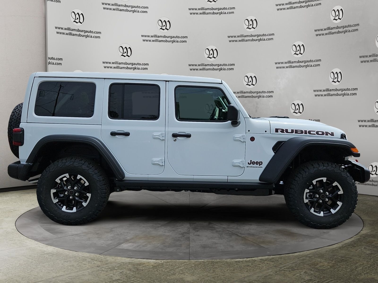New 2026 Bright White Clear-Coat Exterior Paint Jeep Rubicon image 6