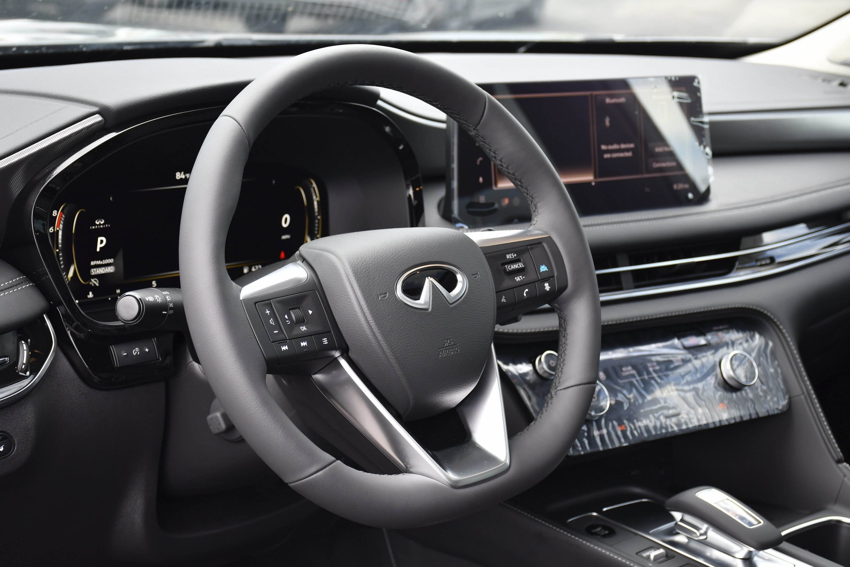 New 2027 GRAPHITE SHADOW INFINITI Luxe FWD image 25