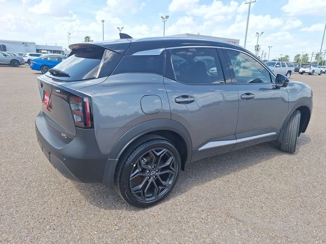Used 2025 Gray Nissan SR image 7
