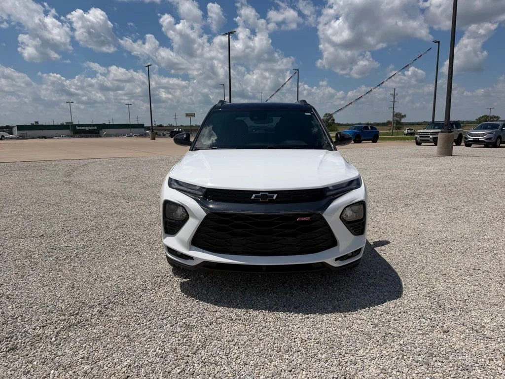 Used 2023 White Chevrolet RS image 8