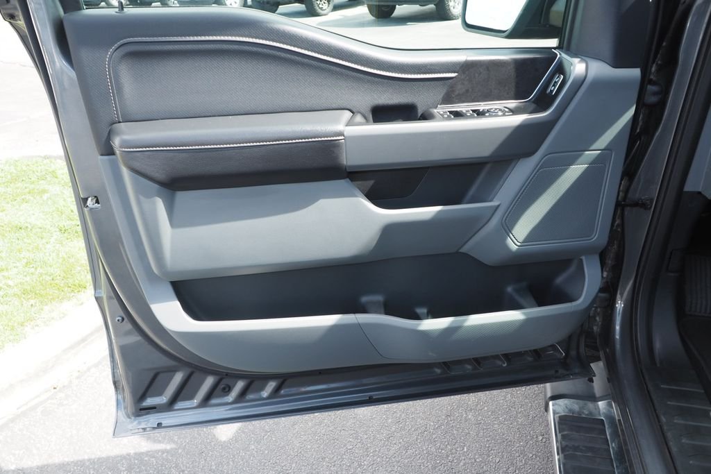 Used 2025 Gray Ford XLT image 15