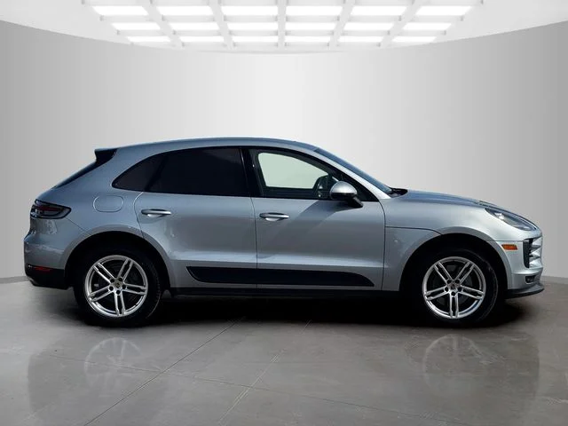 2021 Porsche Macan S - Photo 8
