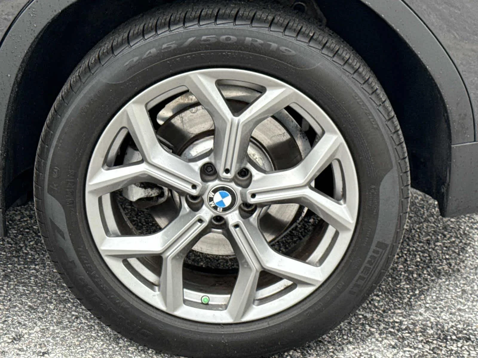 Used 2024 Dark Graphite Metallic BMW xDrive30i image 24