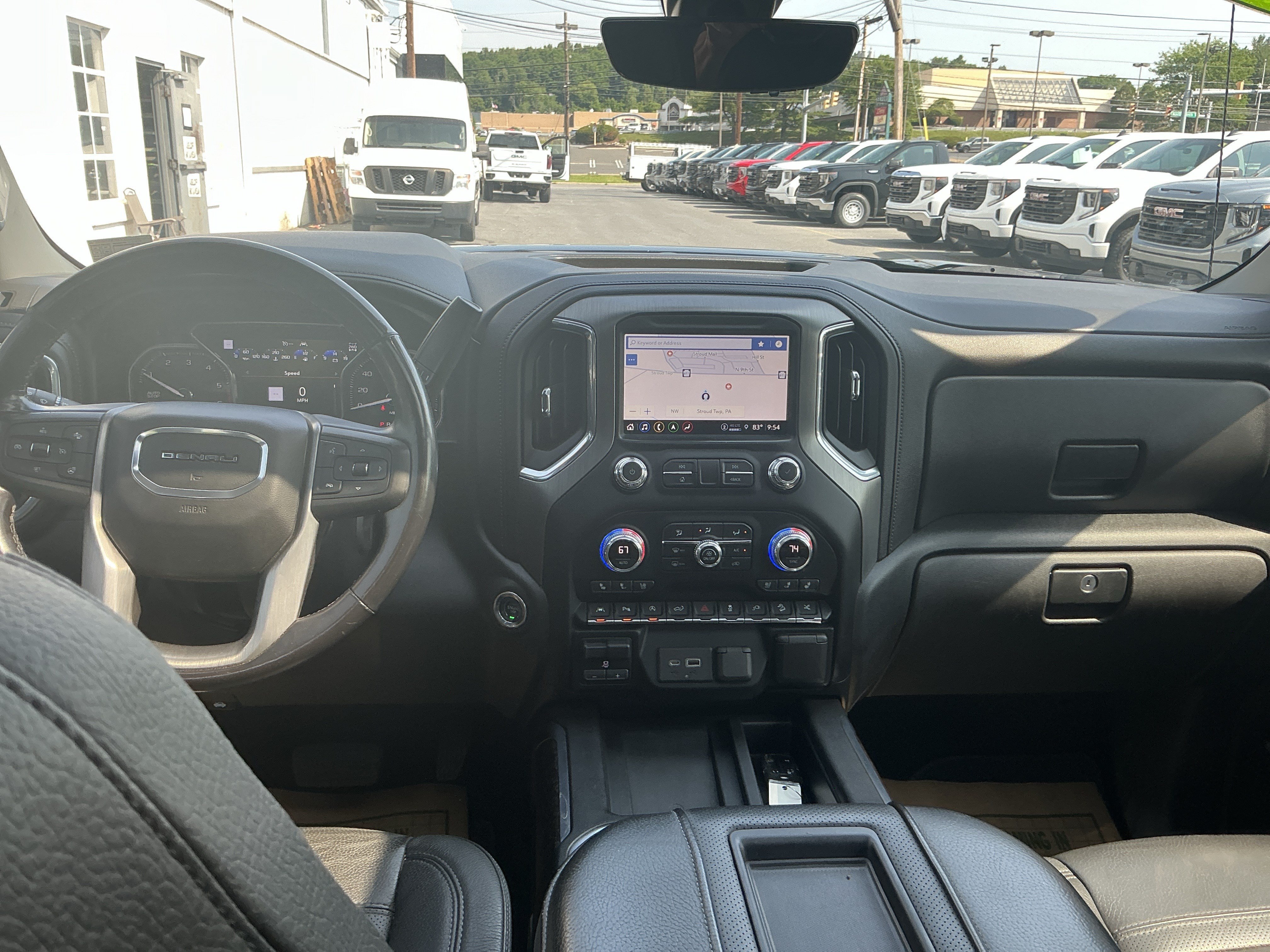Used 2021 Onyx Black GMC Denali image 11