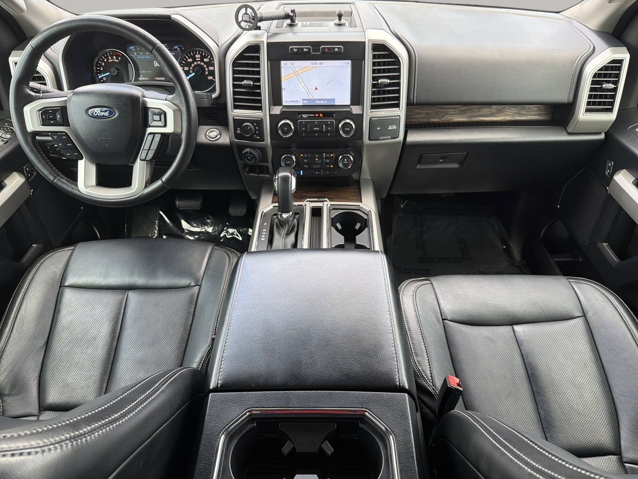 Used 2019 Magnetic Ford Lariat image 12