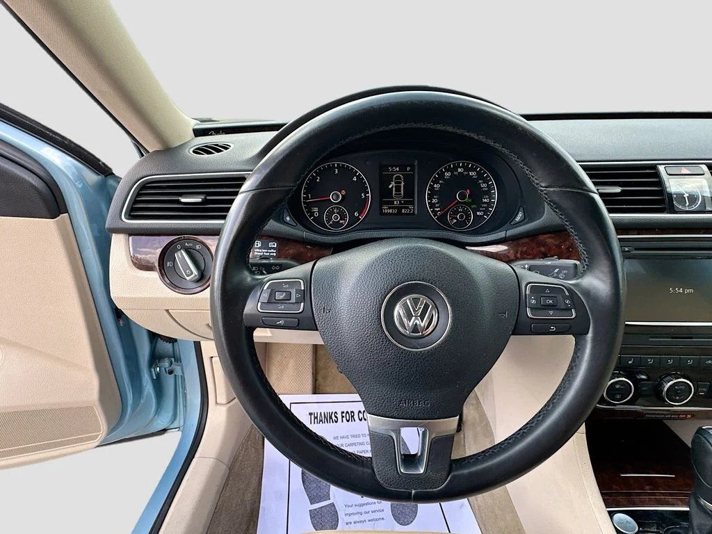 Used 2012 Blue Volkswagen TDI SEL Premium image 11