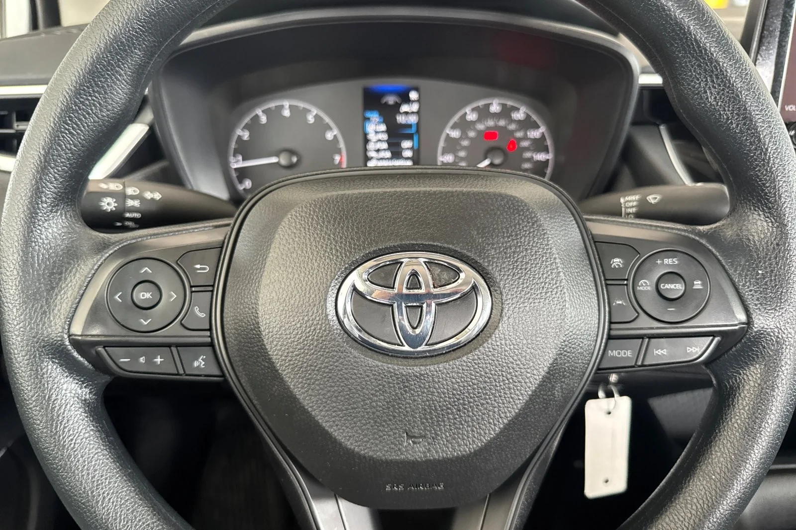 Certified Used 2024 WHITE Toyota LE image 20