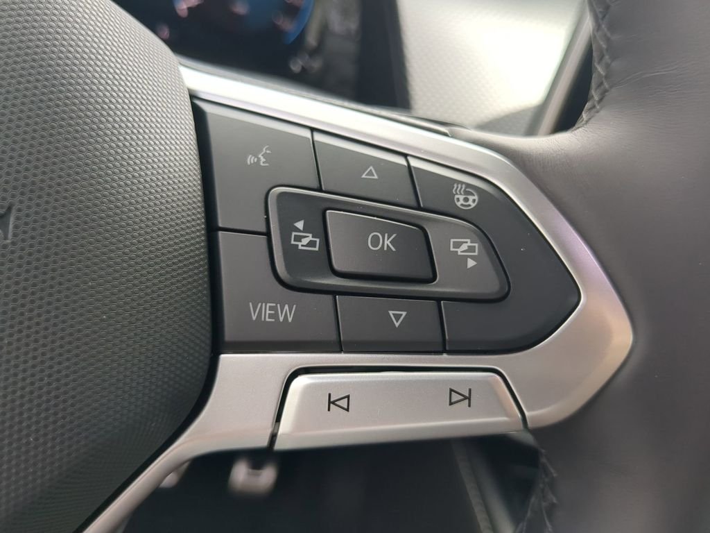 New 2026 White/off-white Volkswagen 2.0T SEL R-Line Black image 31