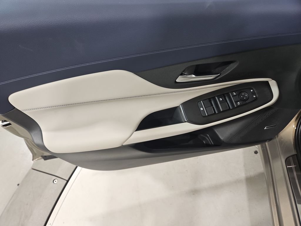 New 2026 Bronze Nissan SL image 11