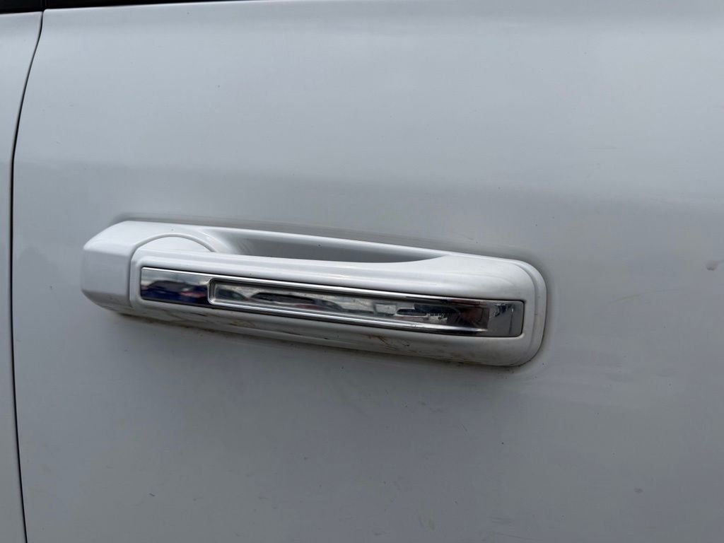 Used 2019 White Ram Big Horn image 4