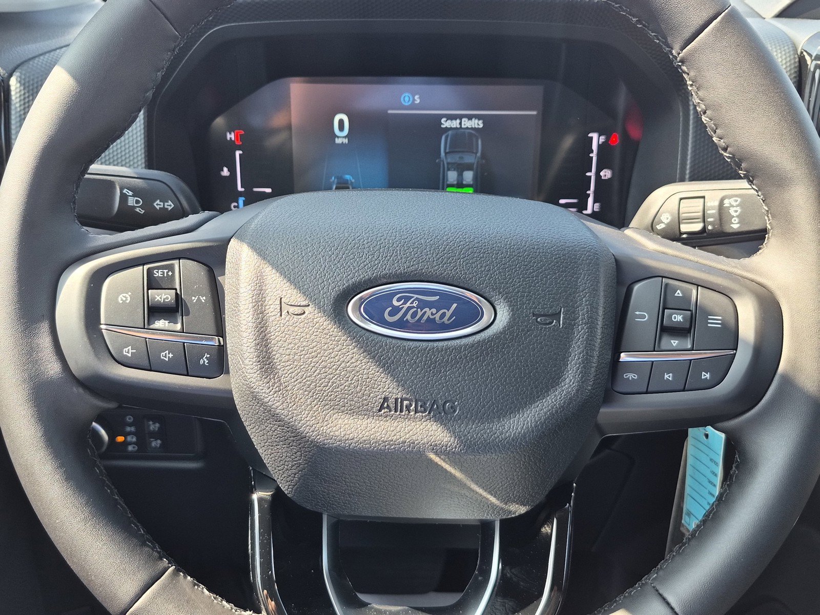 New 2026 Carbonized Gray Metallic Ford XLT image 29
