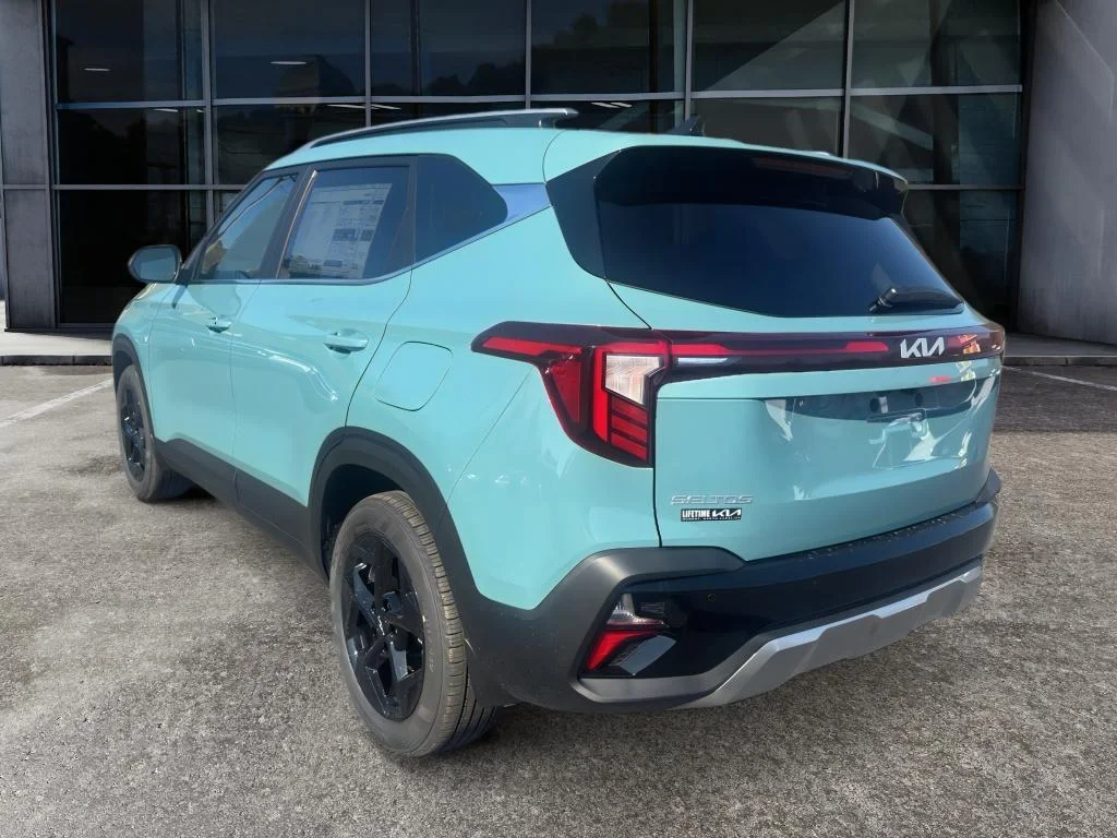 2026 Kia Seltos EX - Photo 7